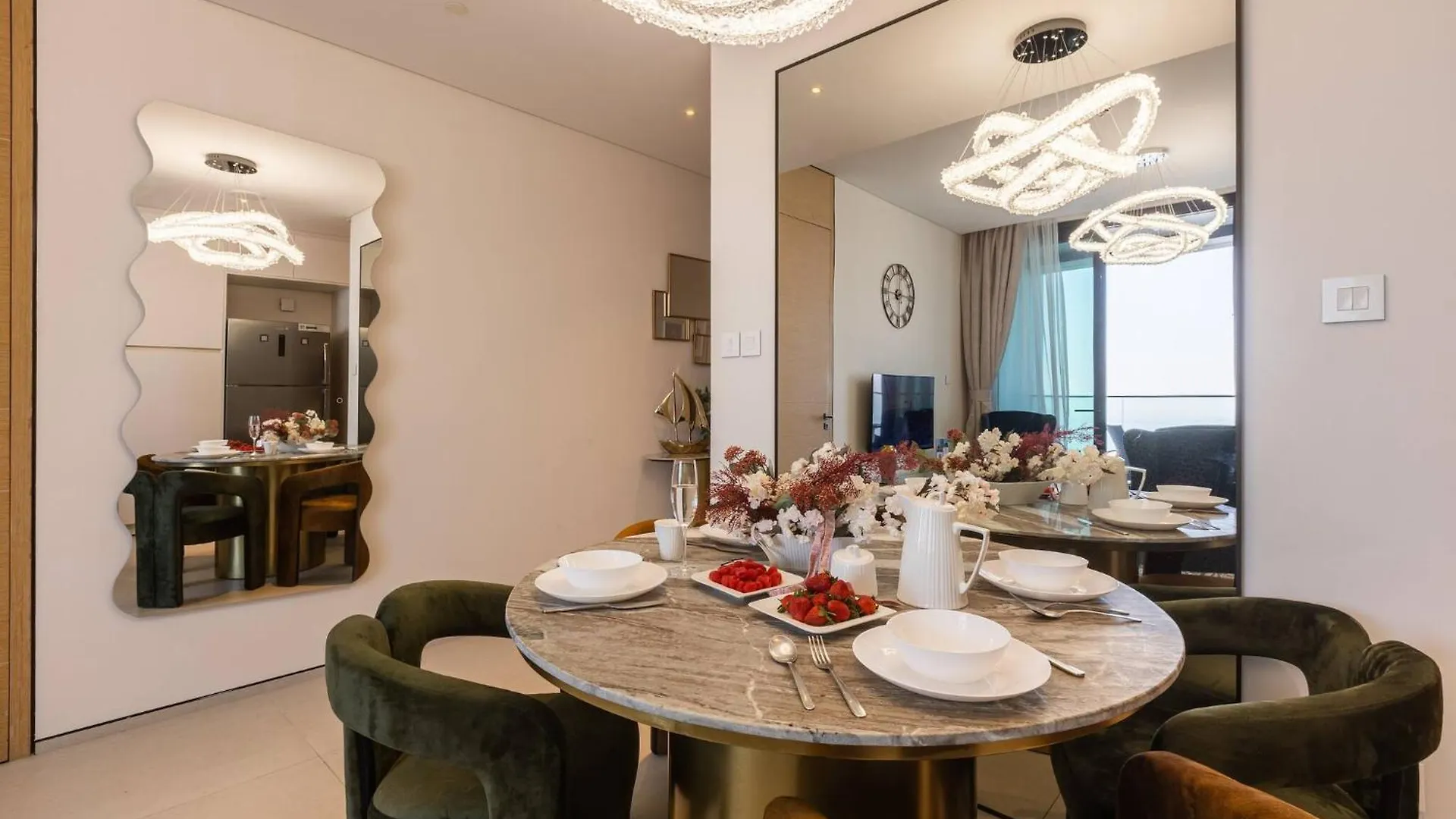 Elegant 2Br Apt Address Beach Resort دبي