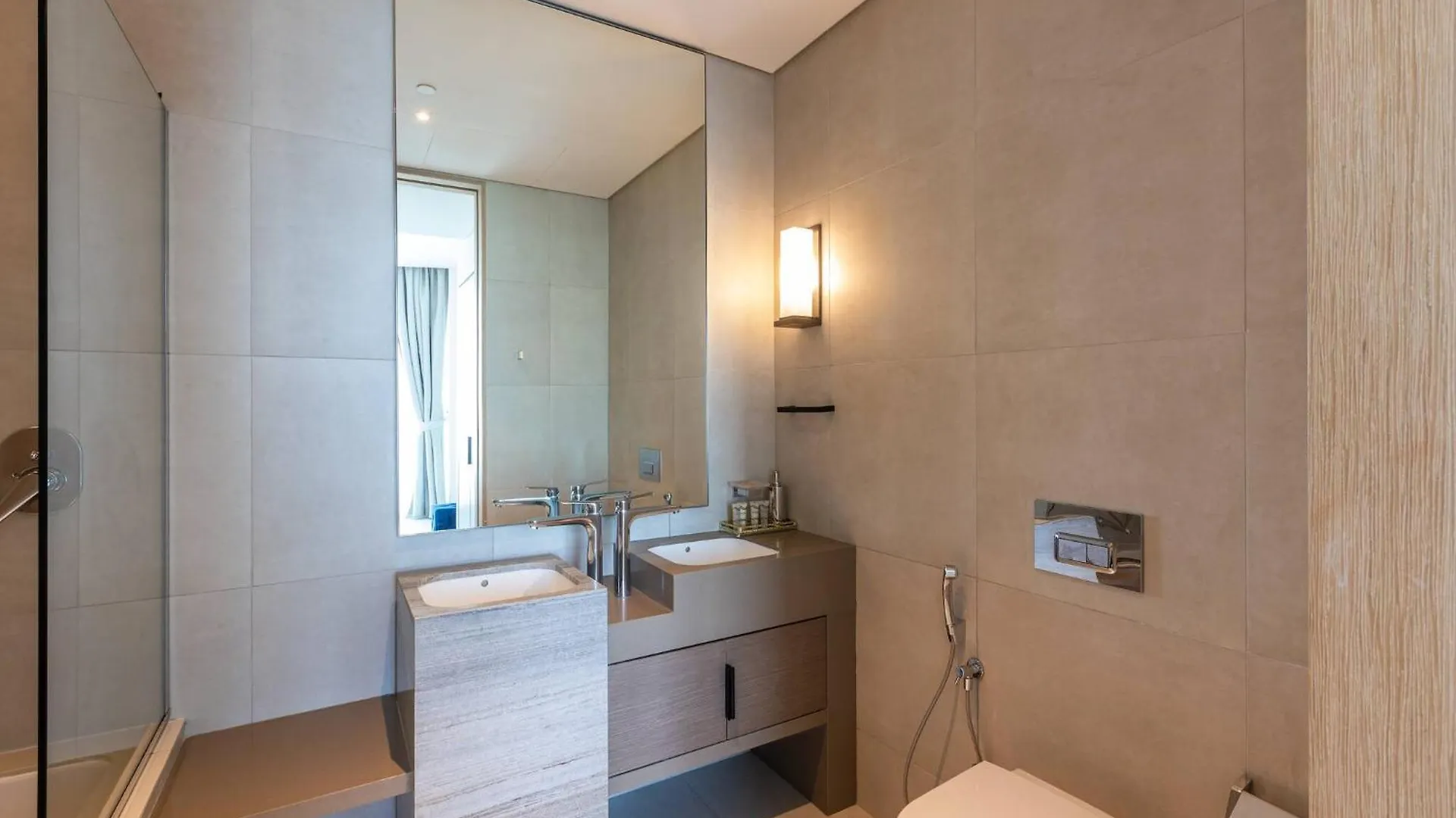 Elegant 2Br Apt Address Beach Resort دبي